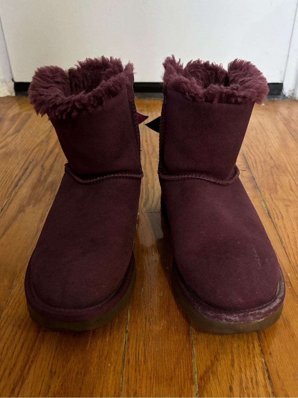 Ugg Mini Bailey Bow - Glimmer Maroon (size 5)